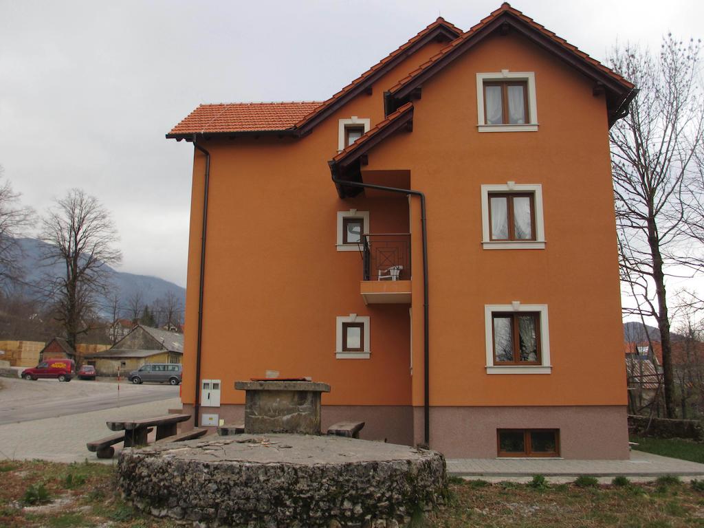 Apartments Manjan Krasno Polje Eksteriør bilde